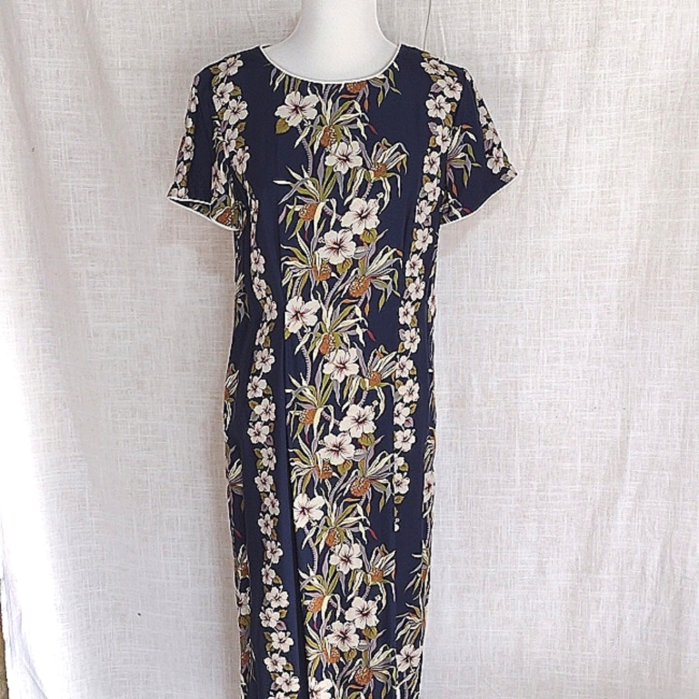 NWOT vintage Young Hawaii 100% rayon maxi dress!